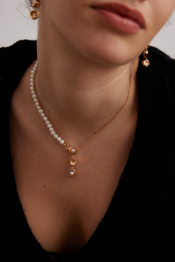 Aurora Teardrop Pearl Pendant Necklace