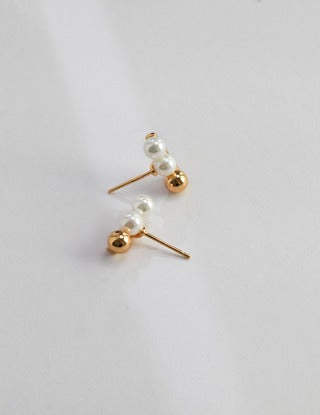 The-Line Shell Bead Stud Earring